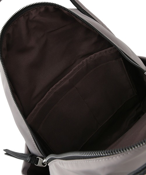 LAZY SUSAN（レイジースーザン）の「リュックフィラノハッスイナイロンＡ４０３２１６（バックパック/リュック・レディース・ブラック/グレー・FREE）」の10枚目の写真