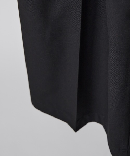 Lui's(ルイス)の「【Neucon】CROSS TUCK CENTER PRESS WIDE SLACKS / クロスタックセンタープレスワイドスラックス / セットアップ対応(スラックス・メンズ・グレー/ブラック・1/2)」の17枚目の写真