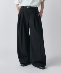 Lui's（ルイス）の「【Neucon】CROSS TUCK CENTER PRESS WIDE SLACKS    クロスタックセンタープレスワイドスラックス   セットアップ対応（スラックス）」