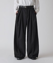 Lui's（ルイス）の「【Neucon】CROSS TUCK CENTER PRESS WIDE SLACKS    クロスタックセンタープレスワイドスラックス   セットアップ対応（スラックス）」