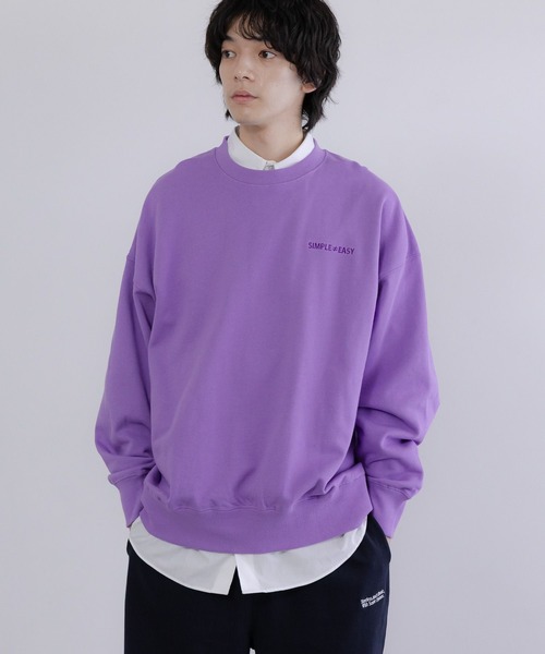 LOWRYS FARM(ローリーズファーム)の「【LFM(U)】ロゴスウェットクルーネック 630017(スウェット・メンズ・ブラック/パープル/グレー・LARGE/MEDIUM)」の2枚目の写真