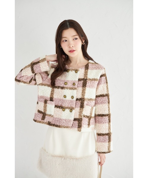 tocco closet（トッコ　クローゼット）の「【ZOZO限定】チェックボアノーカラーショートコート（ノーカラーコート・レディース・グレー/ピンク/モカ・M）」の12枚目の写真