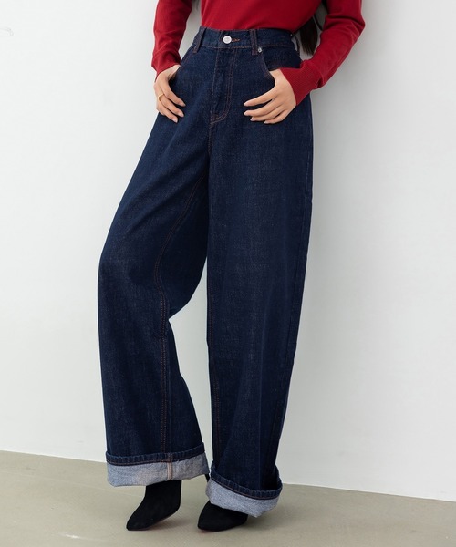 DAY CLOSET(デイ クローゼット)の「【2WAYロールアップ】バックタグワンポイント ビビッド カラー ステッチ ストレート デニムパンツ レディース(デニムパンツ・レディース・インディゴブルー・M/L/S)」の1枚目の写真