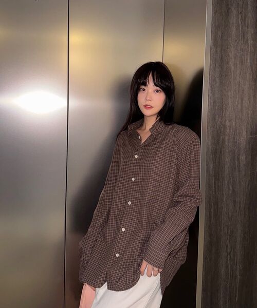 SUARE(スアレ)の「ダンブチェックシャツ - 5カラー(シャツ/ブラウス・レディース・アッシュブラウン/ベージュ/クリアブラウン/ネイビー/サファリグリーン・LARGE/MEDIUM/X-LARGE)」の11枚目の写真