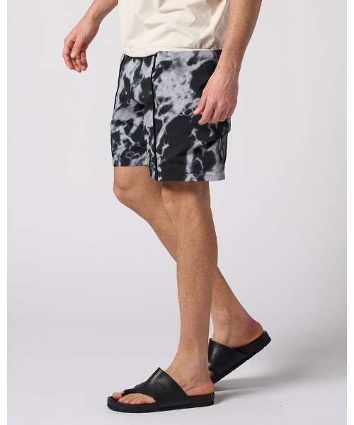 wjk（ダヴルジェイケイ）の「teck shorts（その他パンツ・メンズ・ブラック/ブラック×ホワイト/ネイビー・SMALL/MEDIUM/LARGE/X-LARGE）」の5枚目の写真