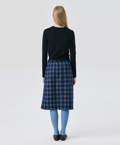 WNDERKAMMER(ブンダーカンマー)の「25プリーツスカート_ネイビー(スカート・レディース・その他・S/M)」の4枚目の写真