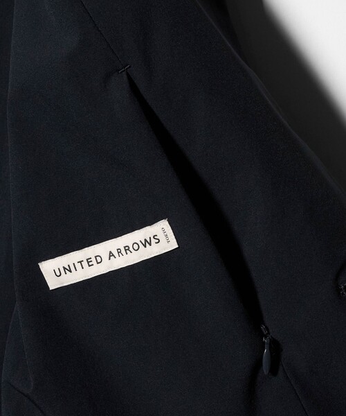 UNITED ARROWS（ユナイテッドアローズ）の「ウェザーコンフォート タフタ シングル 2ボタン テーラード ジャケット　撥水 ストレッチ（テーラードジャケット・メンズ・ネイビー・M/S/XL/L）」の14枚目の写真