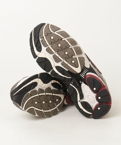 Saucony(サッカニー)の「サッカニー 【SAUCONY】 - スニーカー【PROGRID OMNI9 OG BROWN/RED OG S70739-6】(スニーカー・メンズ・ホワイト×カーキブラウン・27.5cm/27.0cm/26.5cm/28.0cm/26.0cm)」の3枚目の写真