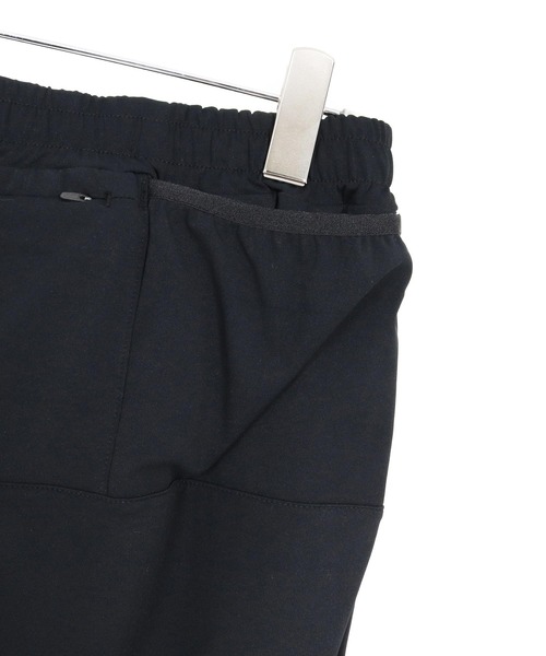 GLIMCLAP（グリムクラップ）の「mp14559-Airy Smooth Fabric Relaxed Fit Joggers ジョガーパンツ(201-029-gls-cg)（その他パンツ・メンズ・ブラック/ベージュ/チャコール・L/M/S）」の16枚目の写真