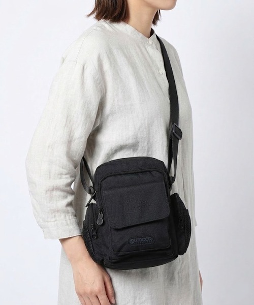 OUTDOOR PRODUCTS × miffy ミッフィーショルダーバッグ（ショルダー 
