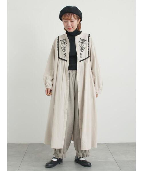 Samansa Mos2(サマンサ モスモス)の「【S/Mサイズ】切替配色刺繍ワンピース(ワンピース・レディース・モカ/ベージュ/ブラック・M/S)」の18枚目の写真