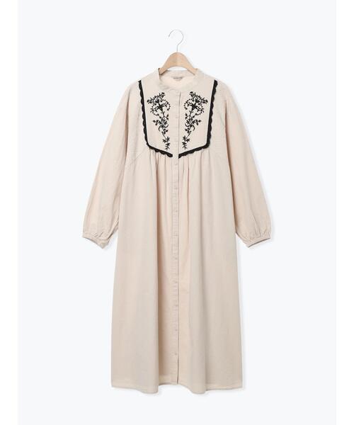 Samansa Mos2(サマンサ モスモス)の「【S/Mサイズ】切替配色刺繍ワンピース(ワンピース・レディース・モカ/ベージュ/ブラック・M/S)」の12枚目の写真
