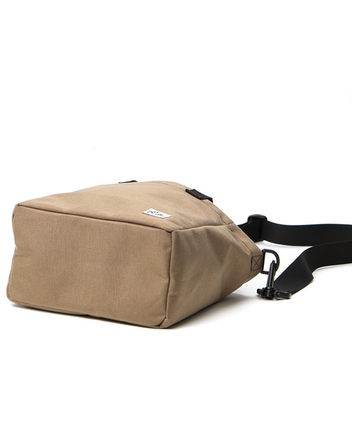 Drifter（ドリフター）の「TOLEDO L／トレド L（ショルダーバッグ・レディース・ベージュ系その他2/ブラック×ブラック/ブラウン系その他・FREE）」の10枚目の写真