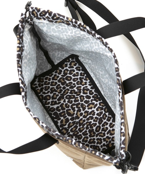 Drifter（ドリフター）の「TOLEDO L／トレド L（ショルダーバッグ・レディース・ベージュ系その他2/ブラック×ブラック/ブラウン系その他・FREE）」の13枚目の写真