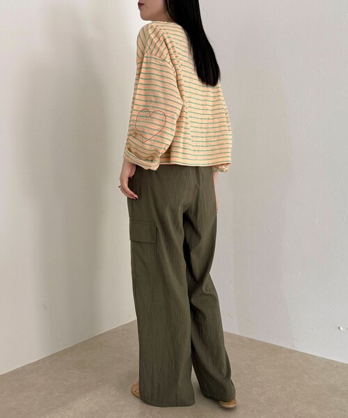 fredy emue(フレディエミュ)の「【人気商品の新型】ボーダーハートステッチルーズロンTシャツ(Tシャツ/カットソー・レディース・ホワイト系その他/ブラック系その他/ピンク系その他/イエロー系その他・38)」の22枚目の写真