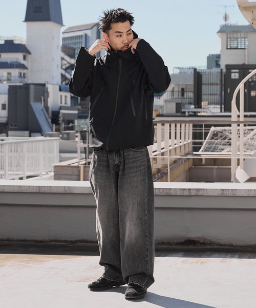 DESCENTE ALLTERRAIN（デサント　オルテライン）の「DESCENTE ALLTERRAIN/デサントオルテライン HARD SHELL JACKET "CREAS" デュアルベンチレーションシステム クレアス シェルジャケット 2026年春夏（ブルゾン・メンズ・ブラック・M/L/O）」の15枚目の写真