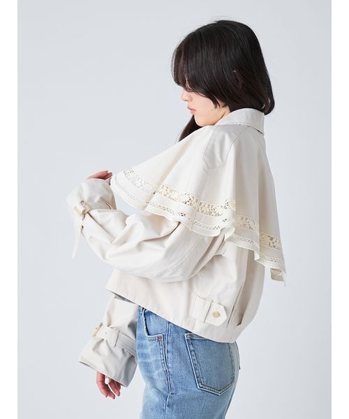 LILY BROWN（リリーブラウン）の「2wayエンブロイダリーケープコート（ピーコート・レディース・アイボリー/ネイビー/ベージュ・F）」の15枚目の写真