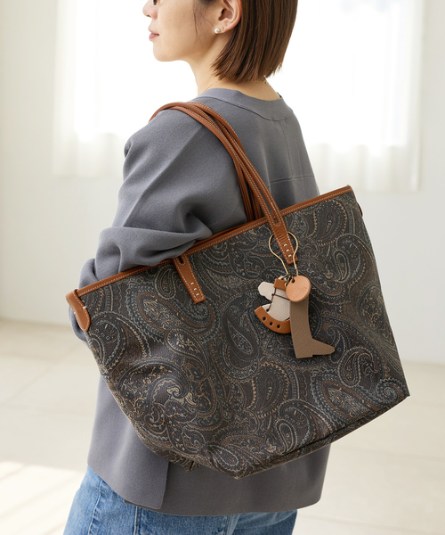 IENA(イエナ)の「A VACATION/ア ヴァケーション 別注 ROAM LAKE バッグ 26SS-A116(ショルダーバッグ・レディース・ブラック・FREE)」の1枚目の写真