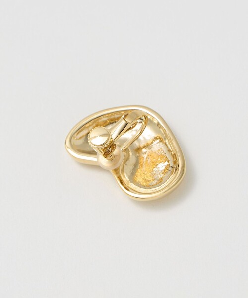 UNITED ARROWS（ユナイテッドアローズ）の「デフォームドハート イヤリング（イヤリング・レディース・ゴールド/シルバー・FREE）」の8枚目の写真