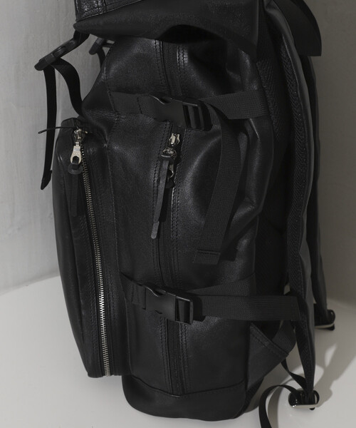 Firsthand(ファーストハンド)の「Firsthand/ファーストハンド Leather Backpack L / レザーバックパック / 牛革 / 撥水レザー(バックパック/リュック・メンズ・ブラック・ONE SIZE)」の14枚目の写真