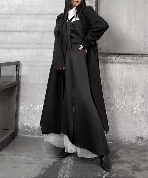 LVEU.（ラブユ.）の「【LVEU.】ボタンビスチェキャミソールワンピース / ワンピース ワンピ キャミワンピ 2way ボタン ラペル フレア ロング オケージョン 結婚式 お呼ばれ ブラック モード（ワンピース・レディース・ブラック・FREE）」の2枚目の写真