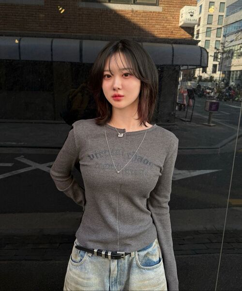 ROCKCAKE(ロックケーキ)の「Incision Boat Neck Top - Charcoal(Tシャツ/カットソー・レディース・その他・SMALL)」の2枚目の写真