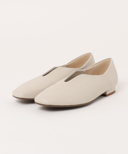 UnReef(アンリーフ)の「カバードスリッポンシューズ(パンプス・レディース・ブラック/ライトベージュ・22.5cm/23.0cm/23.5cm/24.0cm/24.5cm)」の2枚目の写真