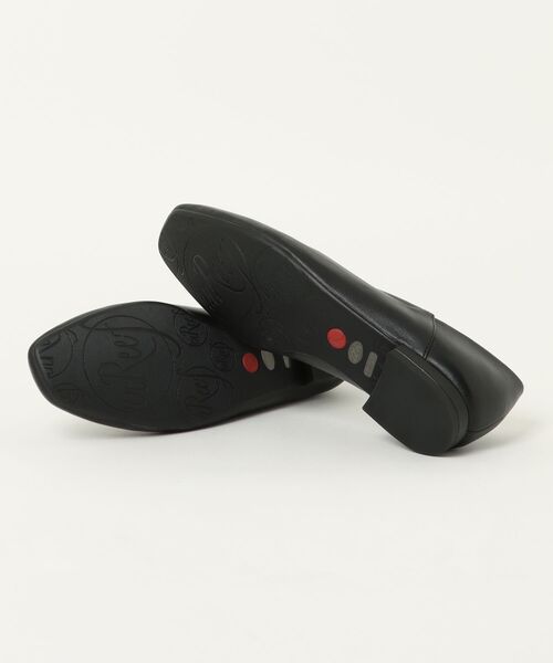 UnReef(アンリーフ)の「カバードスリッポンシューズ(パンプス・レディース・ブラック/ライトベージュ・22.5cm/23.0cm/23.5cm/24.0cm/24.5cm)」の4枚目の写真