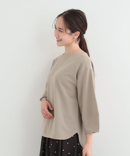 SHOO・LA・RUE(シューラルー)の「【2点セット/7分袖】ランタンスリーブで女性らしい インせず着られる ネックレス付きブラウス(シャツ/ブラウス・レディース・ブラック/ブラウン系/サックスブルー/オフホワイト・01/02/03/04)」の6枚目の写真