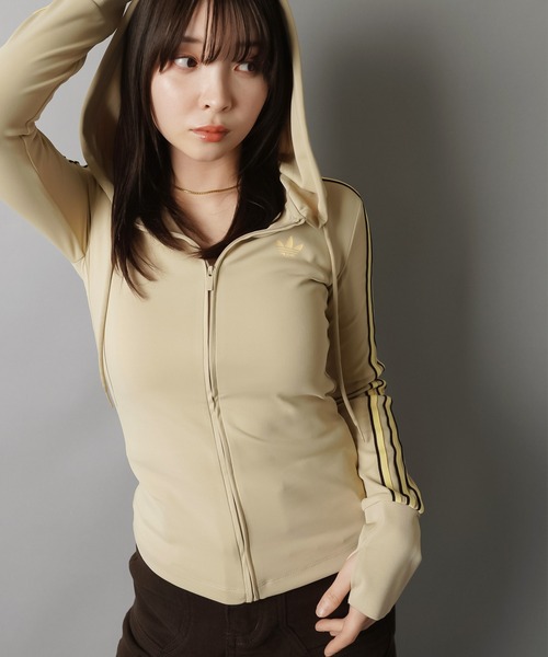 adidas(アディダス)の「【adidas/アディダス】タイトジップパーカー/ピタ見え/セットアップ対応(パーカー・レディース・カーキ/ブラウン・M)」の3枚目の写真