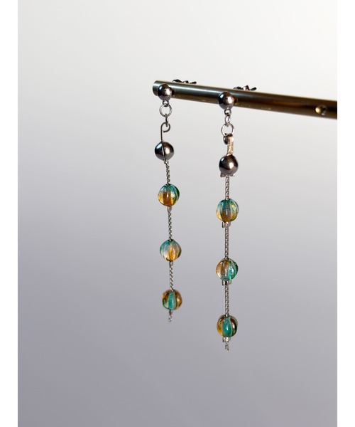 tone（トーン）の「【TOMEI LAB】グラデーション チェーン ピアス(MA)（ピアス（両耳用）・レディース・ブルー系その他/イエロー系その他・FREE）」の7枚目の写真