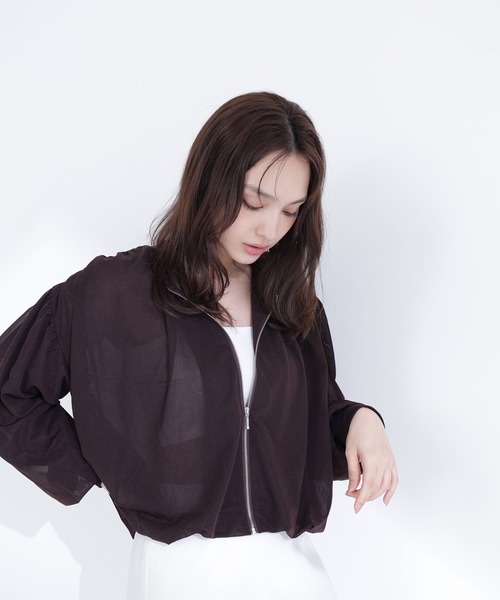 NATURAL BEAUTY BASIC（ナチュラルビューティーベーシック）の「◇エアリーギャザーブルゾン（ブルゾン・レディース・ブラウン/ブラック/オフホワイト・FREE）」の10枚目の写真