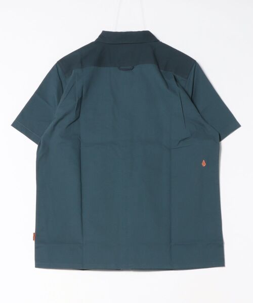 VOLCOM(ボルコム)の「VOLCOM メンズ SLAB CITY SS 半袖シャツ 【2026年春夏モデル】(シャツ/ブラウス・メンズ・ブルー系その他・X-LARGE/LARGE/MEDIUM/SMALL)」の2枚目の写真
