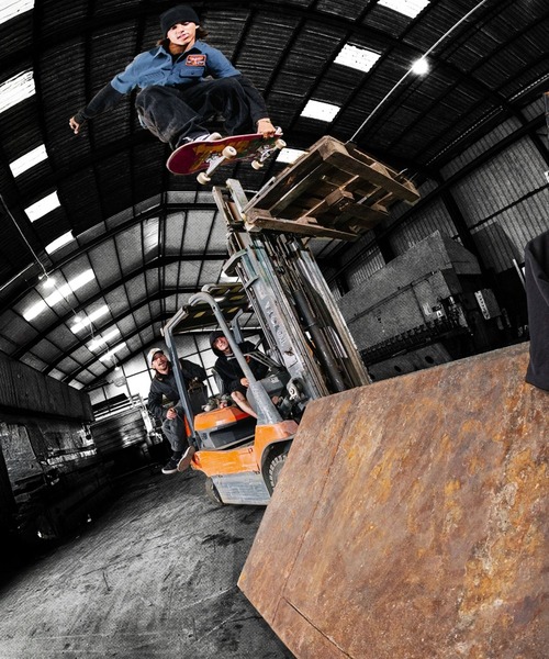 VOLCOM(ボルコム)の「VOLCOM メンズ SLAB CITY SS 半袖シャツ 【2026年春夏モデル】(シャツ/ブラウス・メンズ・ブルー系その他・X-LARGE/LARGE/MEDIUM/SMALL)」の4枚目の写真