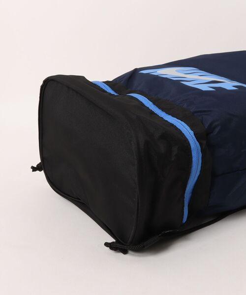 NIKE(ナイキ)の「《NIKEアパレル》SS262ルームプールバッグ(バックパック/リュック・キッズ・グレー/ブラック/レッド/グリーン/ブルー系その他/ラベンダー/ミント・フリー)」の9枚目の写真