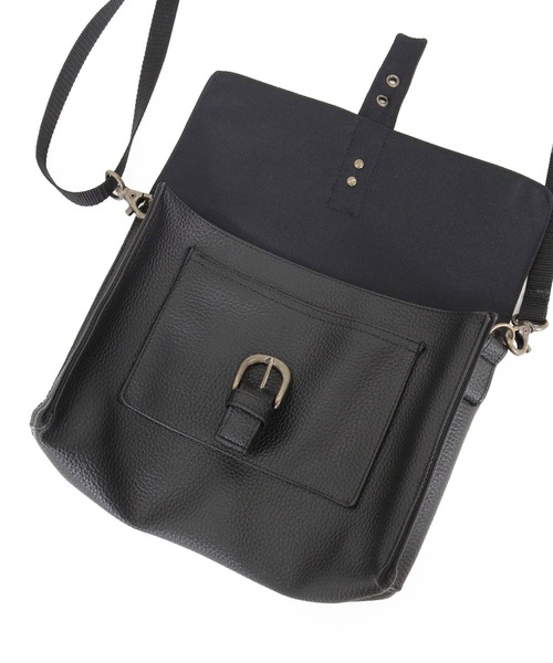 Magine(マージン)の「mko13478-Synthetic Leather Compact Flap Bag フラップバッグ(MGN-261-055)(ショルダーバッグ・メンズ・ブラック・FREE)」の15枚目の写真