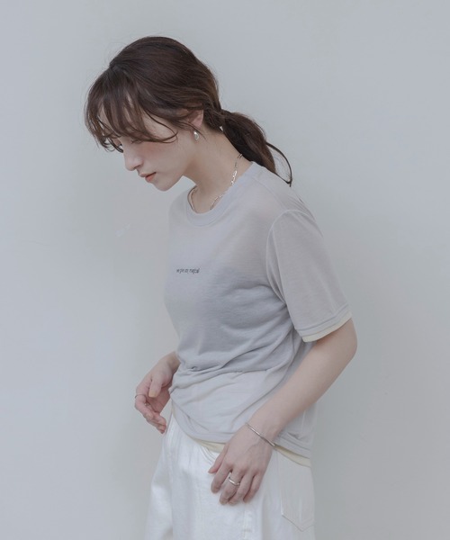 Eimee Law(エイミーロウ)の「ロゴプリントコンパクトシアーTシャツ(Tシャツ/カットソー・レディース・サックスブルー/ブラック/オフホワイト/ライトグレー・FREE)」の22枚目の写真