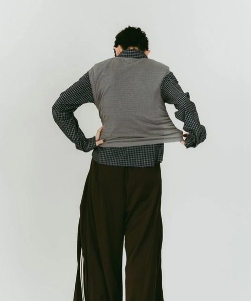 Knuth Marf（クヌースマーフ）の「2-piece layered compact shirt/bluecharcoal（Tシャツ/カットソー・レディース・ネイビー/ブルー・FREE）」の7枚目の写真