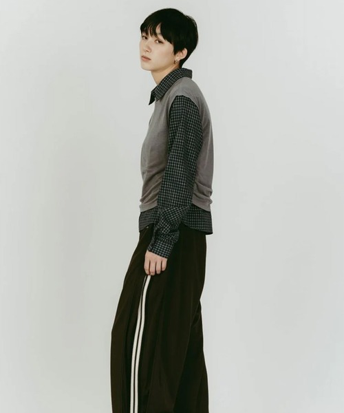 Knuth Marf（クヌースマーフ）の「2-piece layered compact shirt/bluecharcoal（Tシャツ/カットソー・レディース・ネイビー/ブルー・FREE）」の6枚目の写真