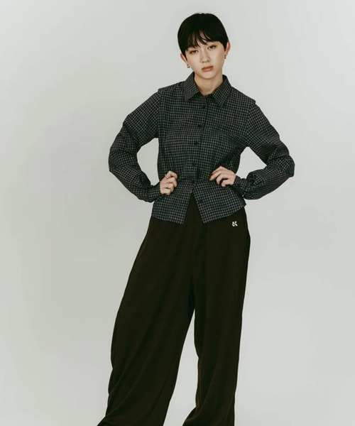 Knuth Marf（クヌースマーフ）の「2-piece layered compact shirt/bluecharcoal（Tシャツ/カットソー・レディース・ネイビー/ブルー・FREE）」の4枚目の写真