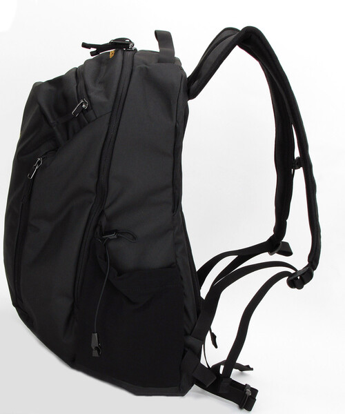 ARC'TERYX（アークテリクス）の「ARC'TERYX/アークテリクス Mantis 26 Backpack（バックパック/リュック・メンズ・ブラック・ONE SIZE）」の2枚目の写真