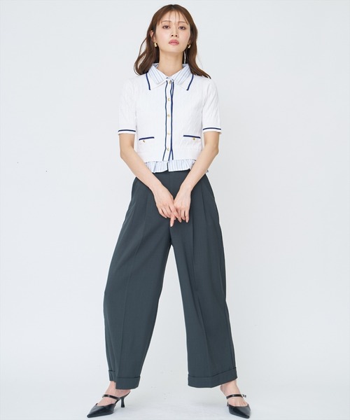 AND COUTURE(アンドクチュール)の「配色シャツ襟ペプラムニットプルオーバー(ニット/セーター・レディース・ネイビー/オフホワイト/ライトグレー/ピンク・FREE)」の7枚目の写真