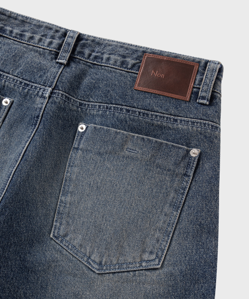 NONBLANK（ノンブランク）の「エンボスドルーズストレートデニムパンツ_BLUE（デニムパンツ・メンズ・ブルー・MEDIUM/LARGE/X-LARGE）」の7枚目の写真