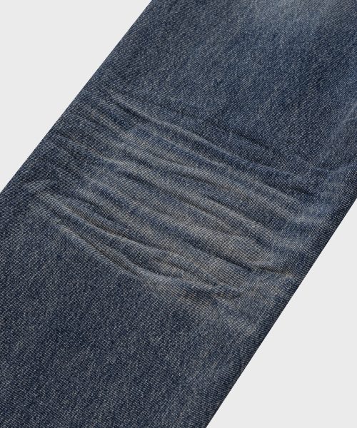 NONBLANK（ノンブランク）の「エンボスドルーズストレートデニムパンツ_BLUE（デニムパンツ・メンズ・ブルー・MEDIUM/LARGE/X-LARGE）」の8枚目の写真
