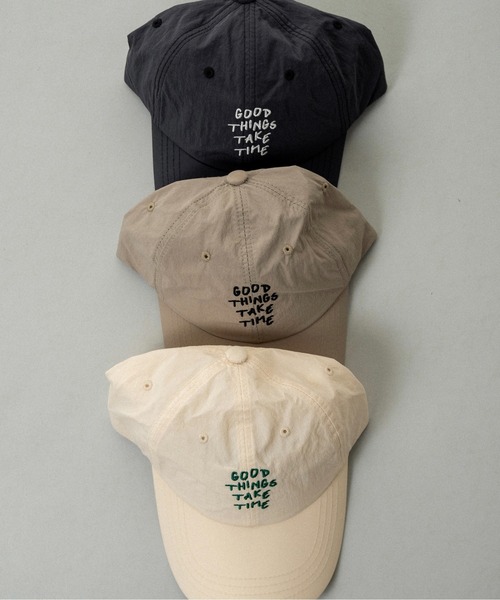 lawgy(ラウジー)の「handwritten like logo embroidery cap / ハンドリトゥンライクロゴエンブロイダリーキャップ(キャップ・レディース・グレイッシュベージュ/アイボリー/ネイビー・FREE)」の6枚目の写真