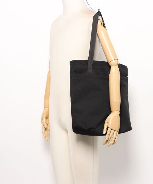 Three Four Time（ｽﾘｰﾌｫｰﾀｲﾑ）の「2wayリュックトート（バックパック/リュック・レディース・ブラック/ブルー・FREE）」の8枚目の写真