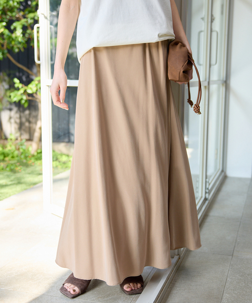 SLOBE IENA（スローブイエナ）の「《3サイズ展開/シリーズあり/追加》フィブリルマーメイドフレアスカート（スカート・レディース・ベージュ/ブラック系その他/ブラック・36/38/40）」の20枚目の写真