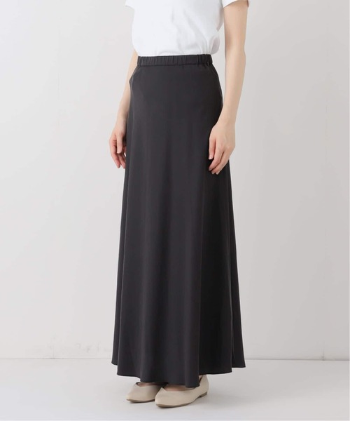 SLOBE IENA（スローブイエナ）の「《3サイズ展開/シリーズあり/追加》フィブリルマーメイドフレアスカート（スカート・レディース・ベージュ/ブラック系その他/ブラック・36/38/40）」の11枚目の写真