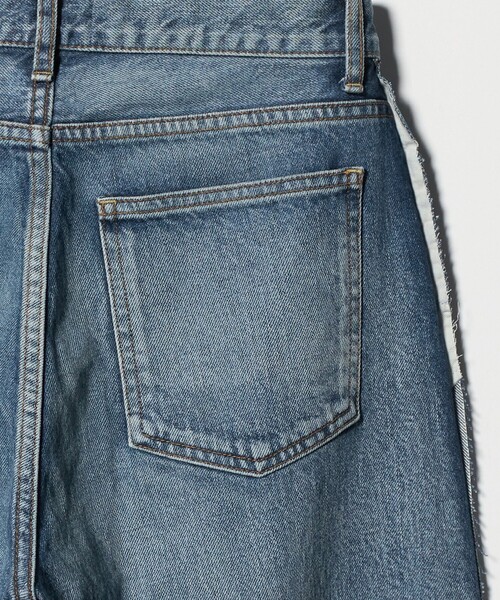 SERGE de bleu（サージ）の「＜SERGE de bleu＞リメイク 2トーン カットオフ デニムパンツ（デニムパンツ・レディース・コバルトブルー・24/25）」の6枚目の写真