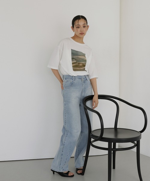 hellam(へラム)の「【接触冷感・UVカット】マーブルフォトTシャツ(Tシャツ/カットソー・レディース・ホワイト系2/ホワイト系1/ホワイト系3・FREE)」の6枚目の写真